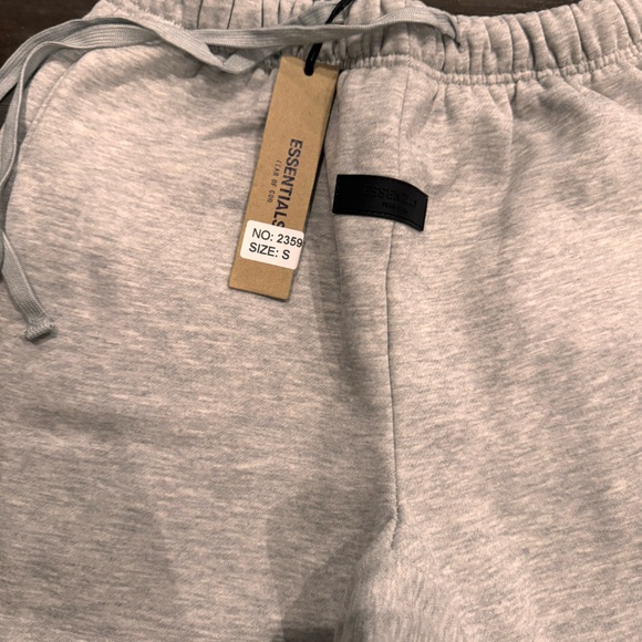 Essentials sweatpants S - Picture 4 of 5